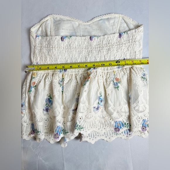 QuietStorm Jodie Strapless Embroidered Top with Sweetheart Neckline in Floral - Picture 6 of 10